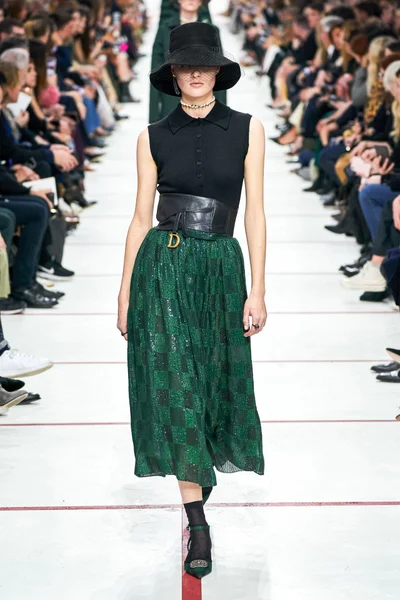 Look 67
